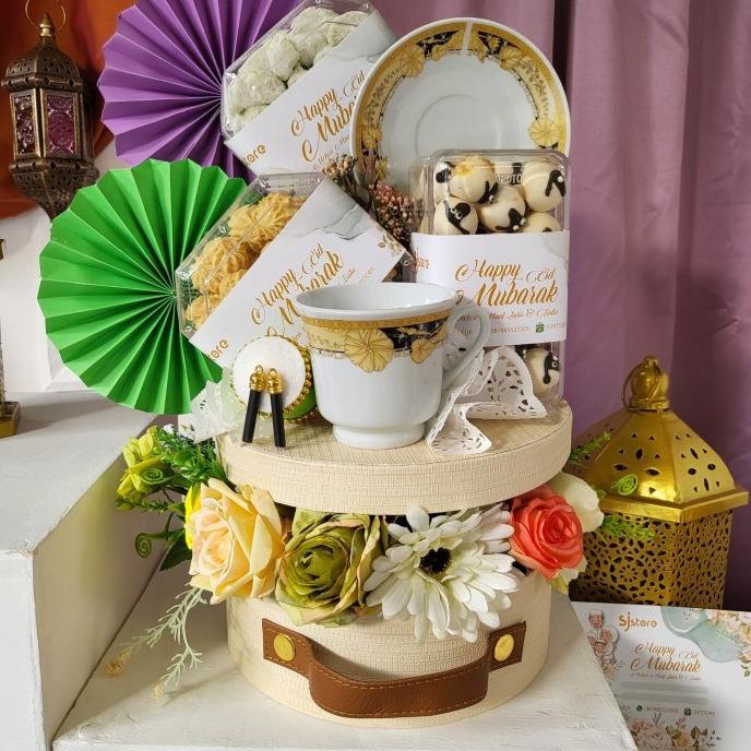 

PARSEL RAMADHAN PAKET BOX HAMPERS LEBARAN PARCEL IDUL FITRI RAMADHAN KUE KERING 88 EL09I09A82L