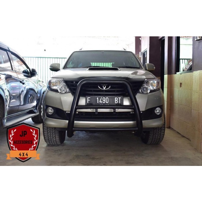 Bumper Depan Toyota Fortuner Model Tanduk A