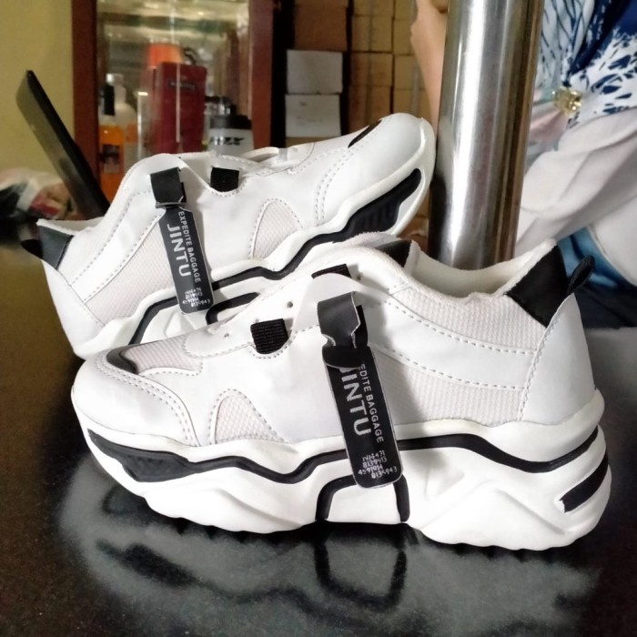 Sepatu Sneakers Wanita Korea Jintu99 Sepatu Running Wanita Original - Hitam, 37