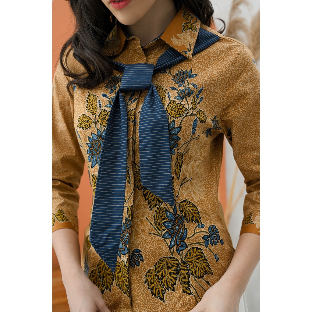 Atasan Batik 300 KUY/ Blouse Batik Wanita/ Batik CNN Kantor/ Seragam Batik