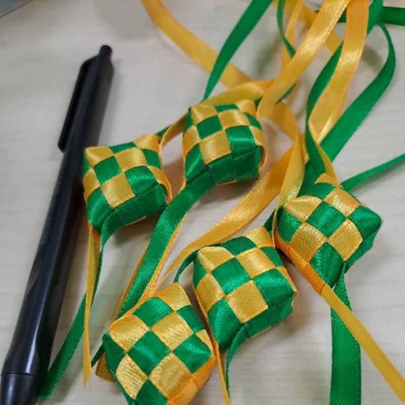 

ketupat mini 2cm isi dakron | pita satin | hampers lebaran | parcel |