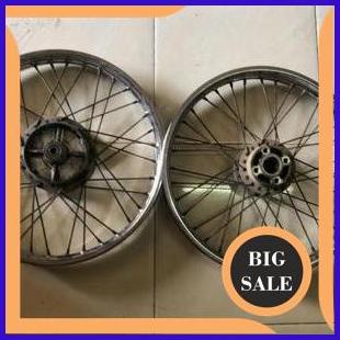 Velg Ruji Suzuki Shogun 110 Ring 17 Bekas 1M4R23 tools