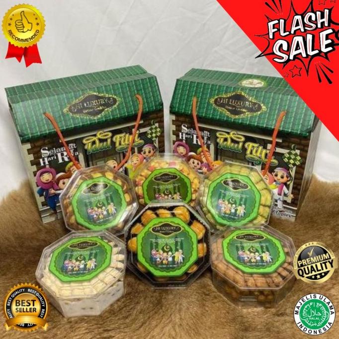 

PARSEL RAMADHAN PAKET KUE LEBARAN PUTRI KENCANA PARCEL KUE LEBARAN PAKET KUE KERING EL09I09A82L