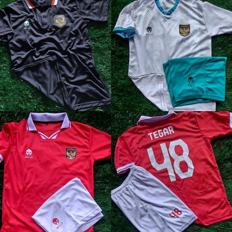 CHEKOUT  timnas indonesia polo berkerah terbaru TIMNAS 2022