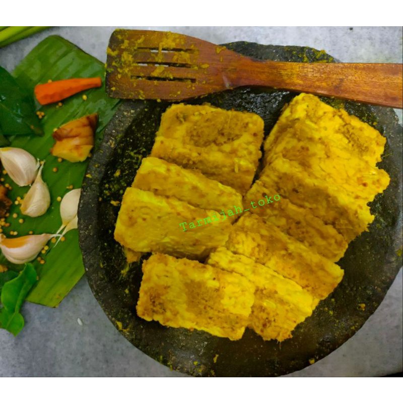 

Tempe Bumbu Kuning (3potong) - Siap Goreng / dimasak