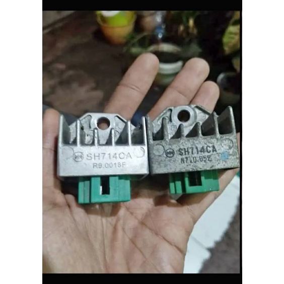 kiprok/regulasi vario 110 karbu