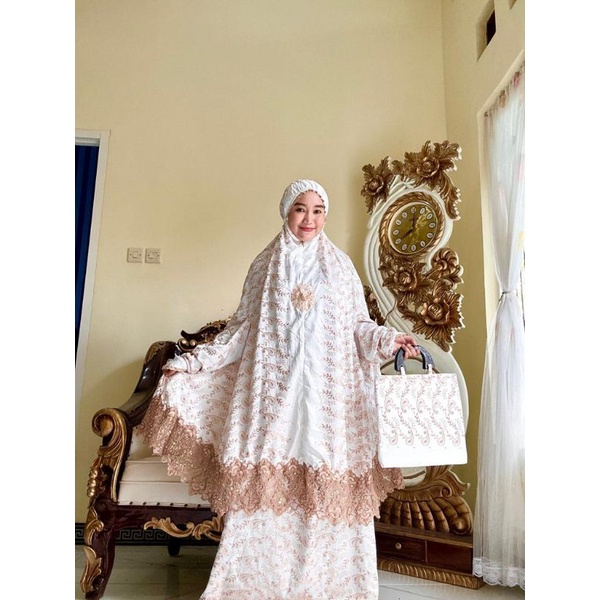 Mukena Haji Umroh Alinna Mewah Sutra Jepang Ori setelan atas bawah berlengan renda payet milo gold