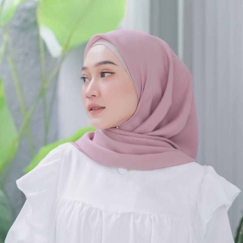 TOP MURAH!!!! / KERUDUNG Bella square / hijab segi empat 50 warna TERLENGKAP / kerudung kekinian / l
