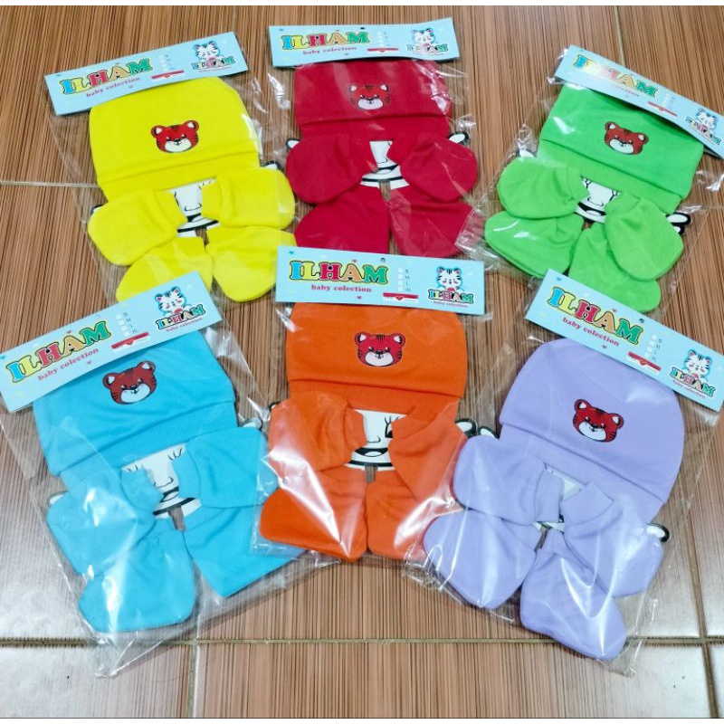 1 SET TOPI BAYI + SARUNG TANGAN KAKI BAYI NEWBORN