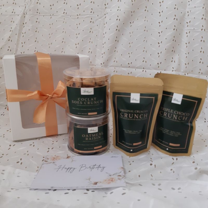 

Custom hampers lebaran/ulang tahun Hadiah Kado