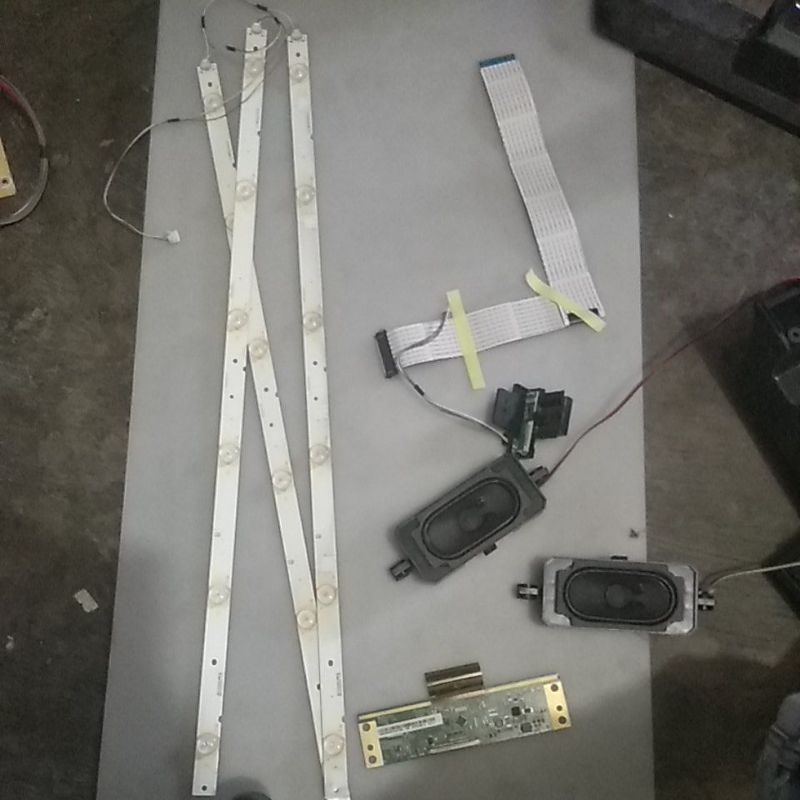 LAMPU KAKI TOMBOL IR FLEXIBLE  T CON TIKON SENSOR LVDS TCON  LED BACKLIGHT TC SHARP LC 32LE265I - 32