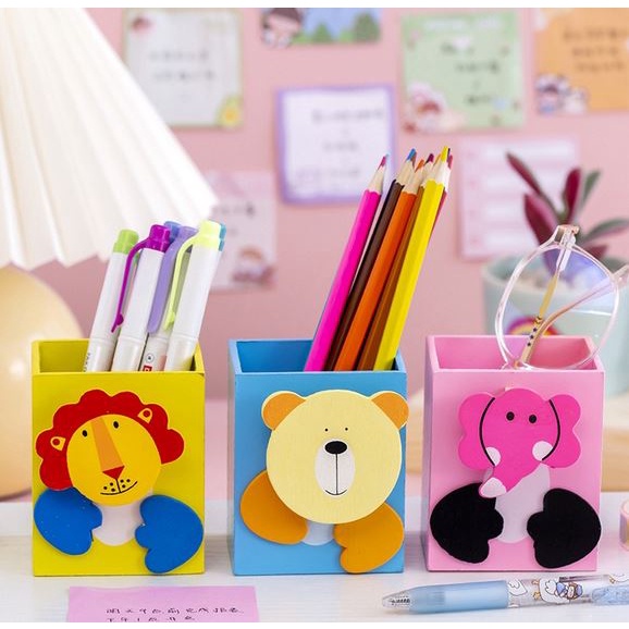 

Tempat Pensil Dan Pulpen Karakter Serbaguna Desktop Multifungsi Pen Holder