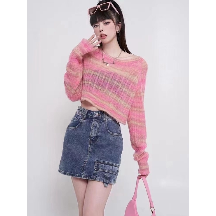 Red Malas Angin Pelangi Bergaris Sweater Wanita Musim Semi 2023 Baru Bahasa Perancis High-End Rasa Desain Niche Pullover Rajutan Top