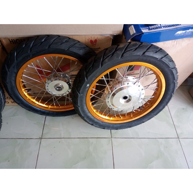 velg paketan beat street/Scoopy ring 14 plus ban