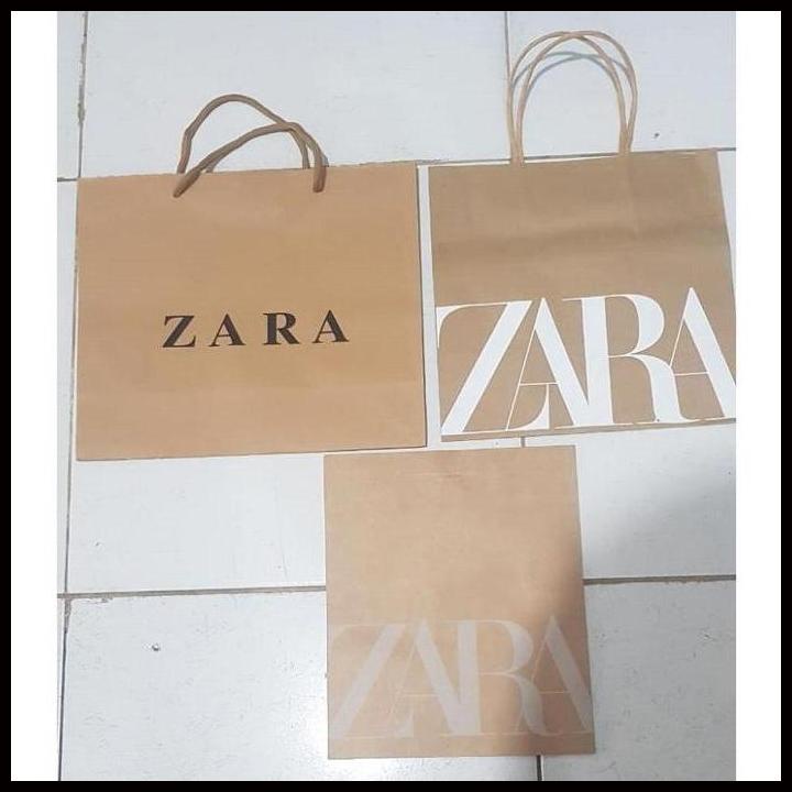 

Promo Paper Bag Branded Random Dikasi Secara Acak Kantong Tas Kantong Kertas Bestseller