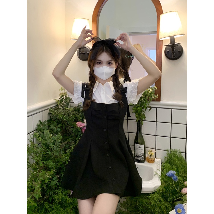 Red College Wind Suit Pendek Puff Lengan Kemeja Wanita Musim Panas Pinggang Suspender Gaun Temperamen Rok Two-Piece Set