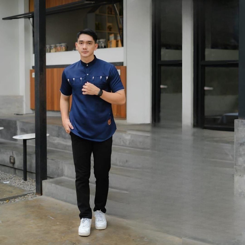 Kemeja Pendek Pria kemeja Motif Cakra Kemeja Slimfit Kemeja Kasual Besic Kemeja Putih