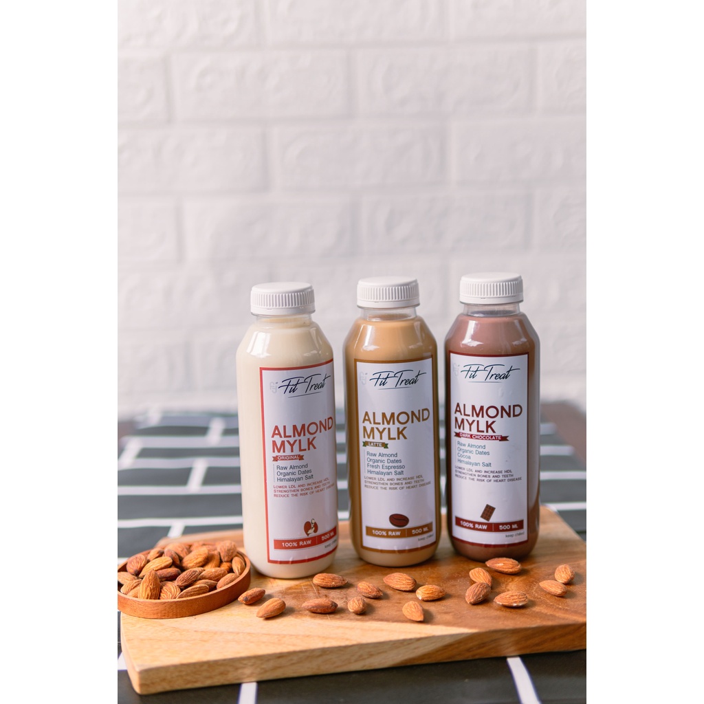 

RAW ALMOND MILK - BEBAS GULA - BEBAS LAKTOSA - RASA DARK CHOCOLATE 500ML