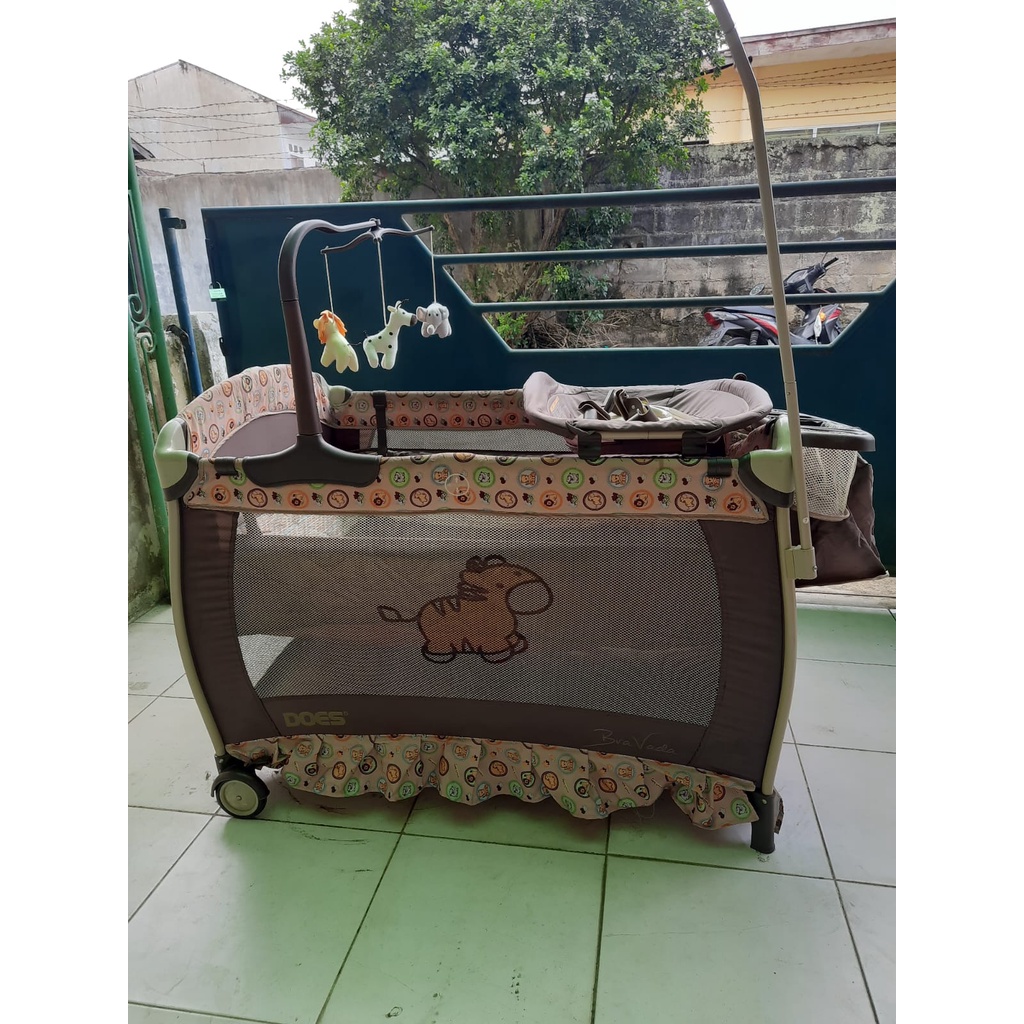 BABY BOX BABY DOES BRAVADA TEMPAT TIDUR BAYI BEKAS