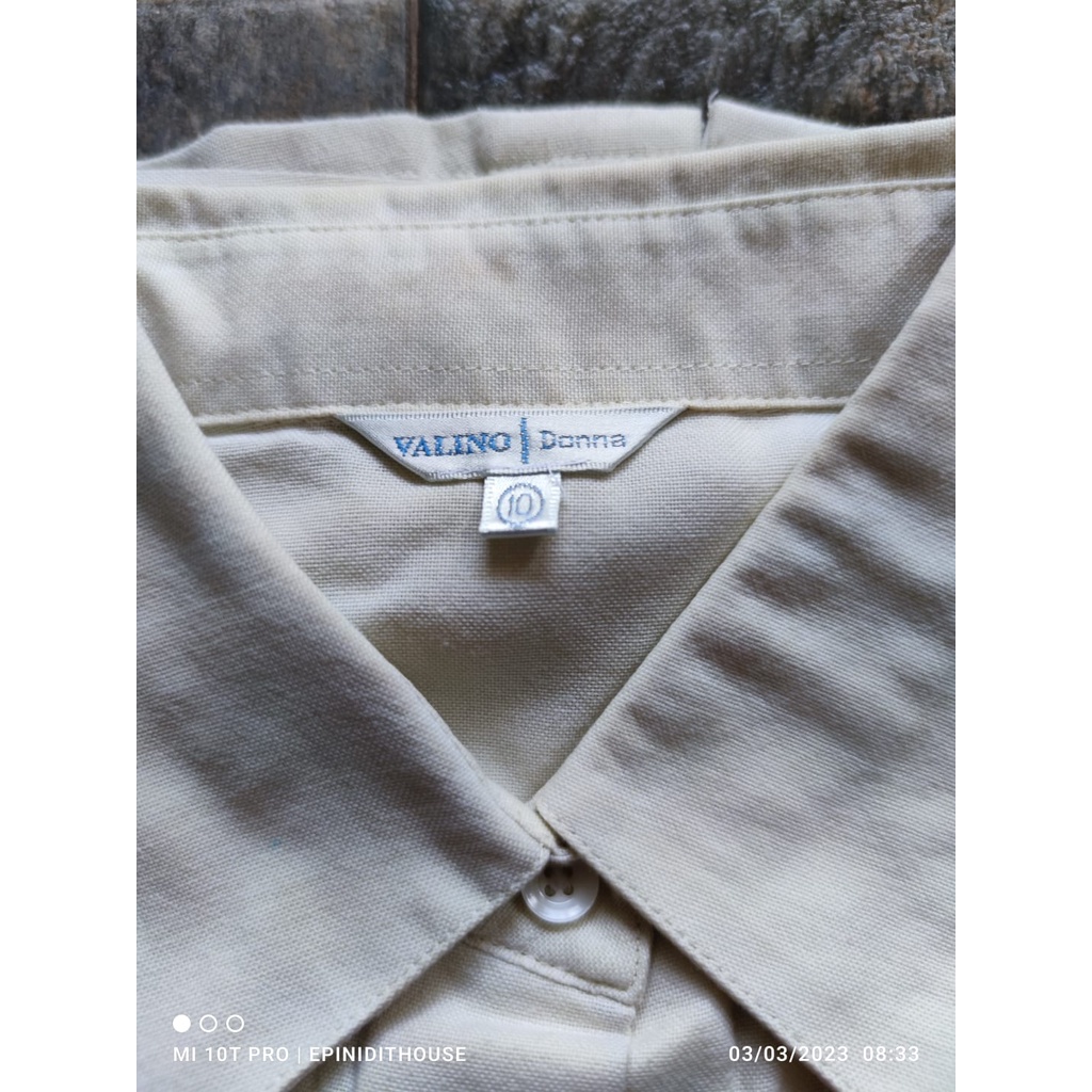 Baju Wanita Krem Polos Valino Donna Ukuran S 10 Lengan Pendek Pakaian Kerja Formal Kemeja Bekas Prel