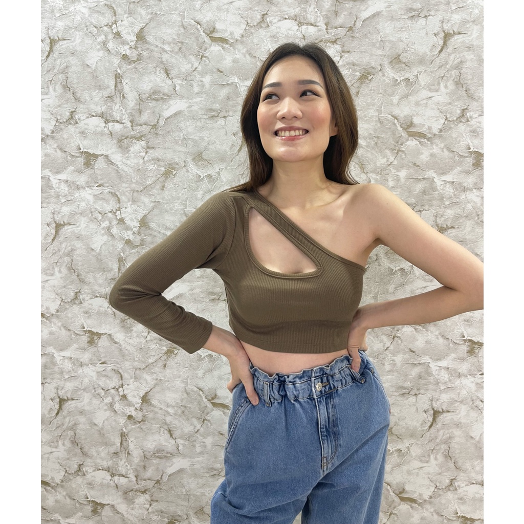 MODAVIE - MAREN CROP TOP One Longsleeve Crop Tee Baju Atasan Satu Lengan Panjang Tarzan