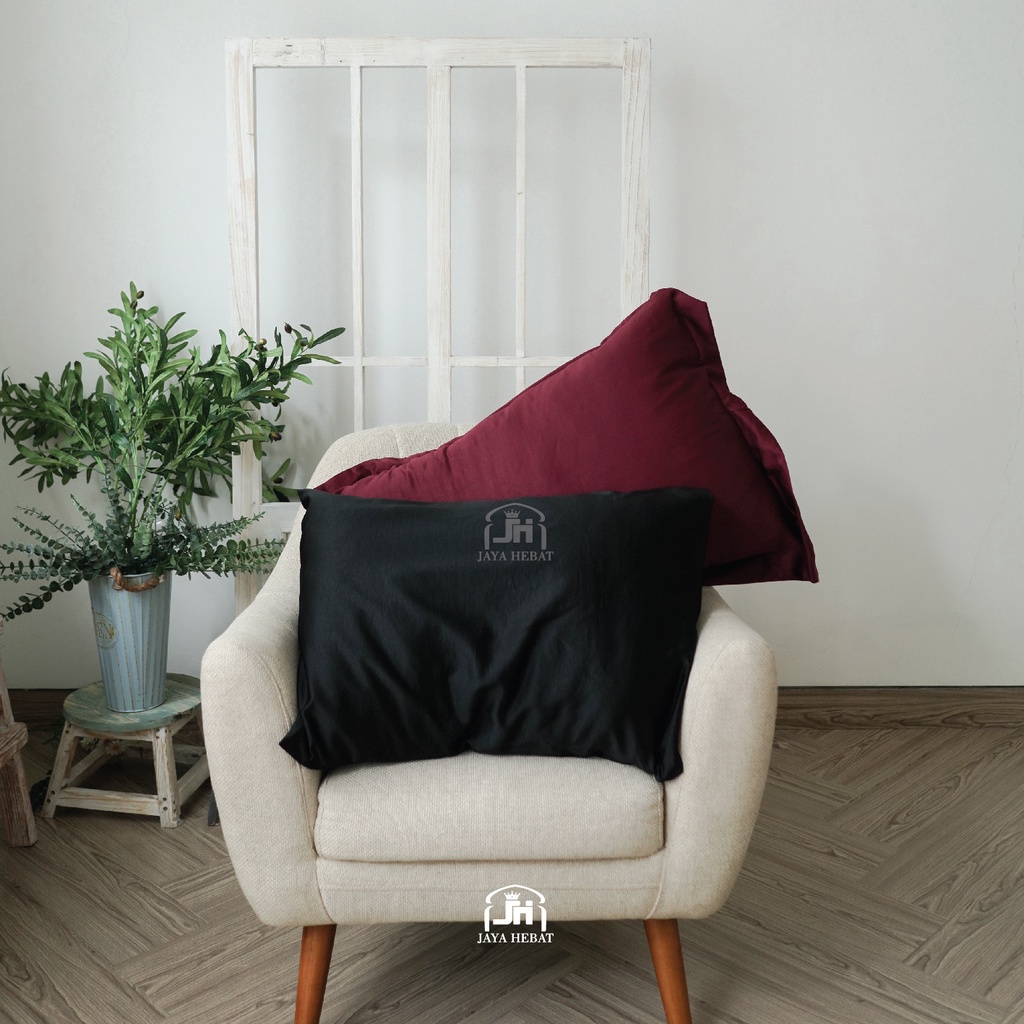 SARUNG BANTAL SATIN PILLOWCASE