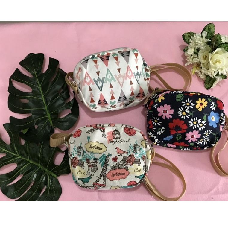 TAS SELEMPANG KAIN LUCU GEMAS MOTIF CUTE TRAVELLING JALAN JALAN HP SLINGBAG KANVAS MINI KECIL BESAR 