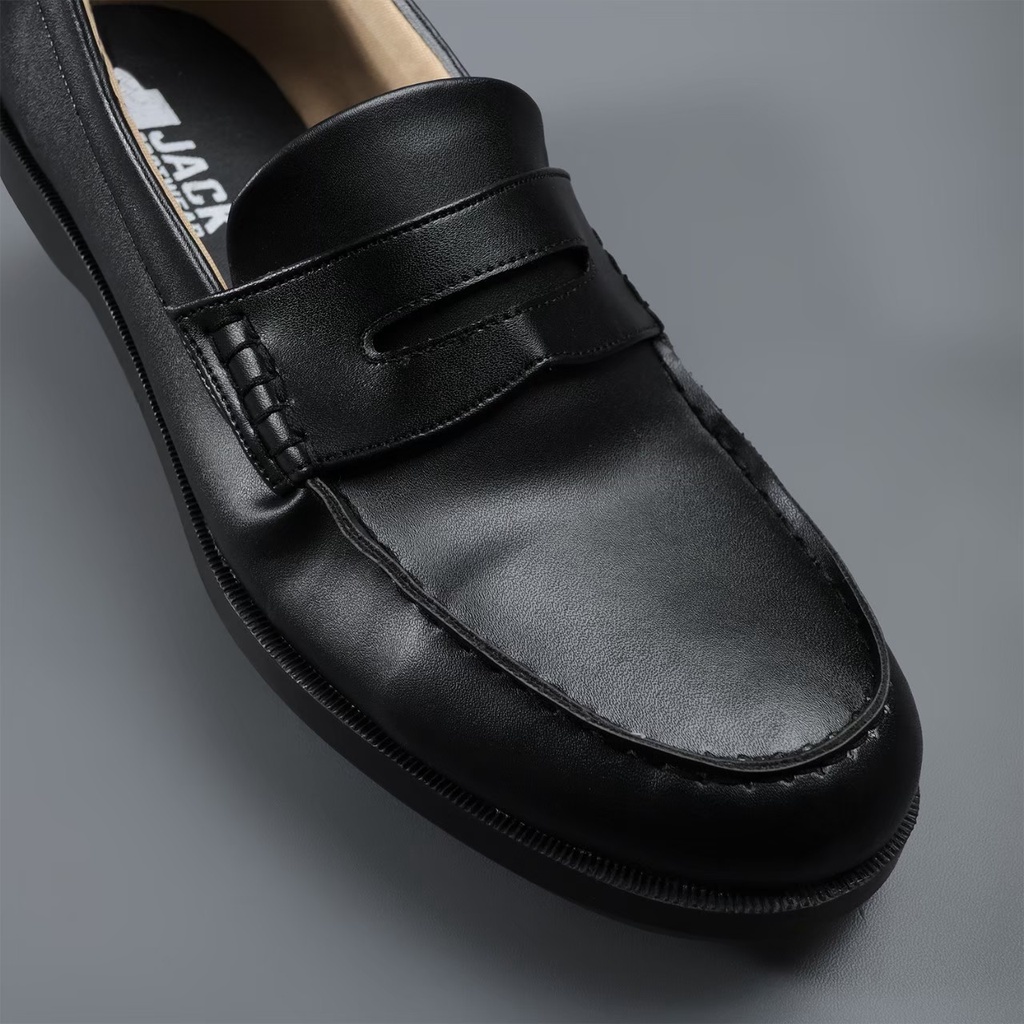 Sepatu Loafers Pria Kasual Klasik Kuliah Kerja Santai Loafer Slip On Original