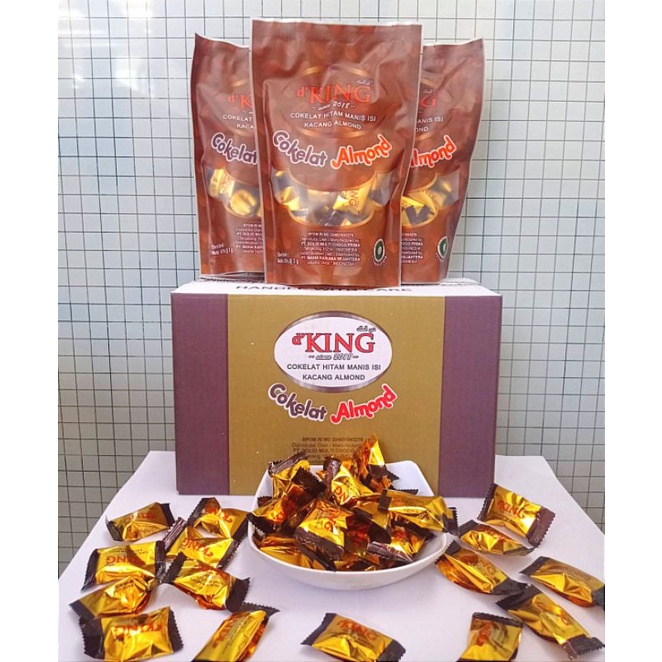 

Cokelat Kacang Almond Bonibol D'King Kemasan Bag Plastik