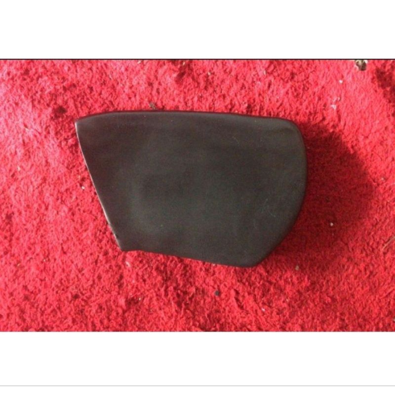 tutup bawah kaki spion innova reborn