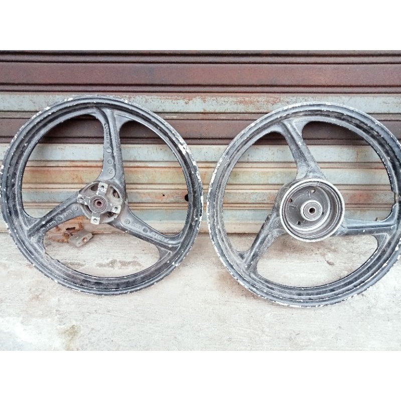velg yamaha f1zr asli original merek enkai.pnp vega r-jupiter