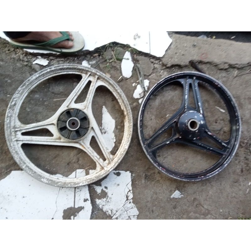 veleg pelek jadul jialing set depan belakang honda greand cocok buat suprafit lama second cabutan or