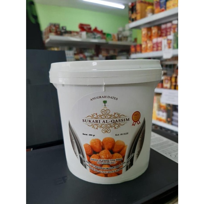 

Kurma Sukari sukkari Alqosim Ember isi 850gr kurma kualitas premium mer03