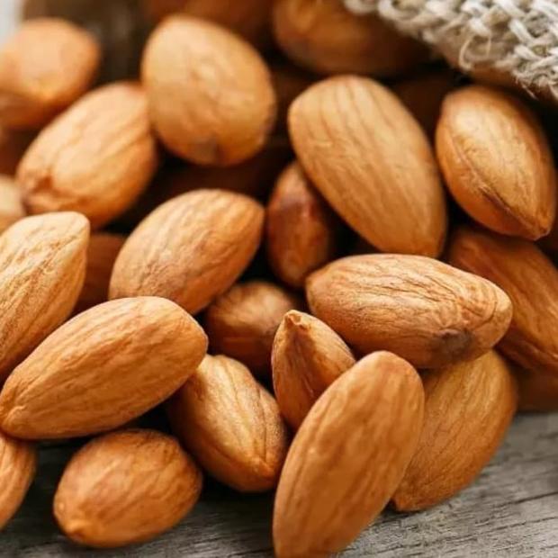 

➦ almond kupas panggang 1kg ❇
