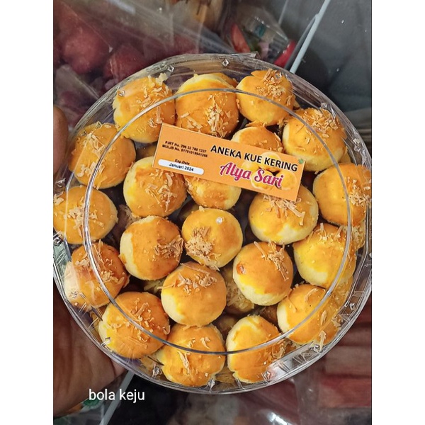 

nastar bola keju