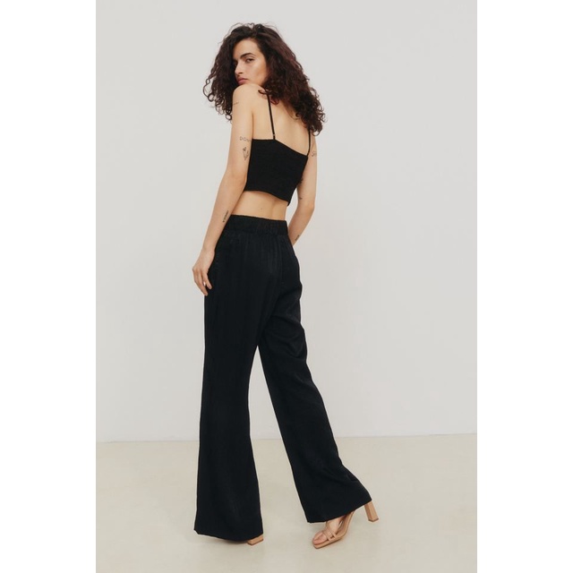 H&amp;M Crinkled Cullotes Pants