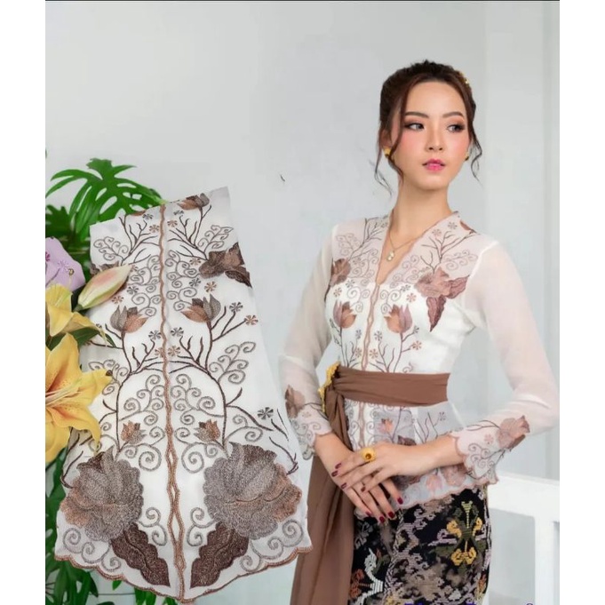 KAIN / BAHAN KEBAYA BORDIR RAFLESIA