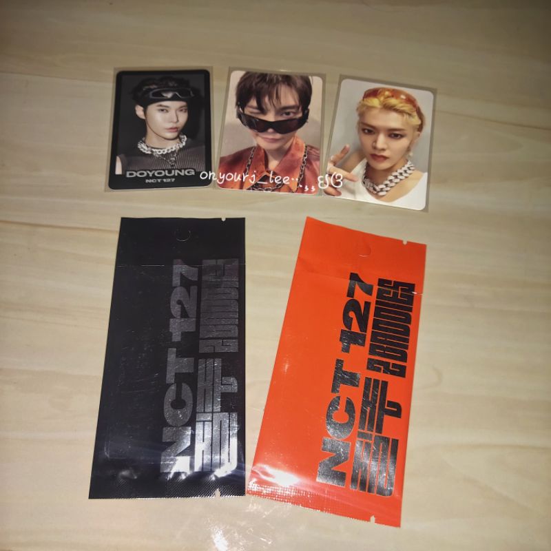 TC / TRADING CARD 2BADDIES SET