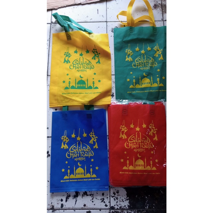 

Tas Kain Spunbond Goodie Bag 25 X 35 Lebaran / Idul Fitri 086
