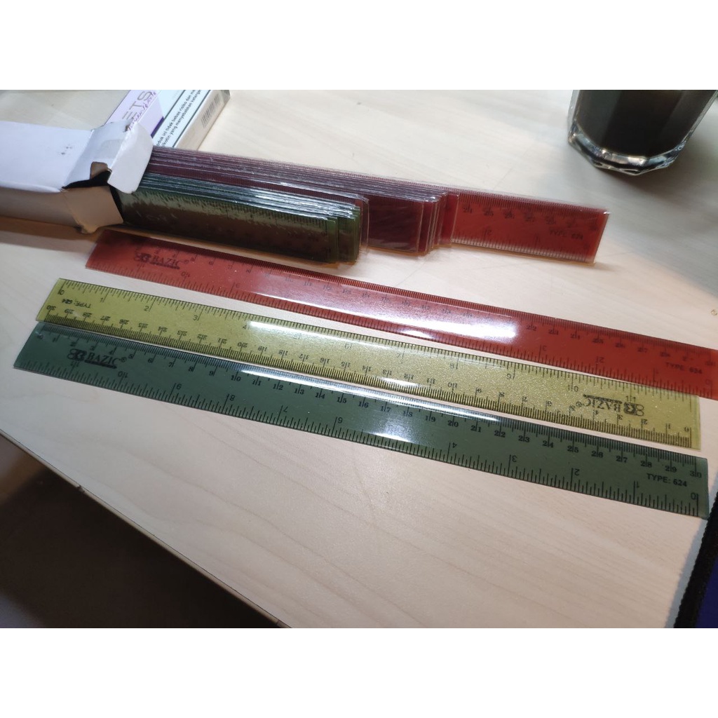 

penggaris plastik 30cm (sisa stock) harga per lusin