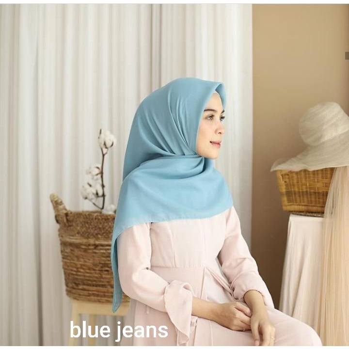 TOP MURAH / KERUDUNG Bella square / hijab segi empat 50 warna TERLENGKAP / kerudung kekinian / laudy