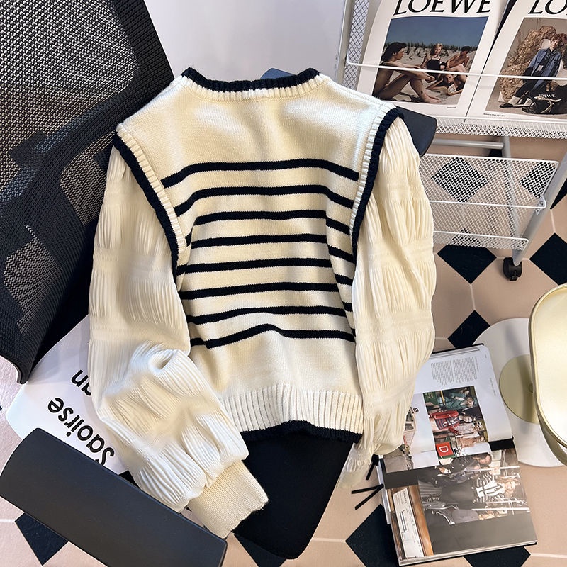 Red French stitching striped fake two-piece knitted sweater women s early spring age reduction beautiful foreign style sweater sweet puff sleeve top