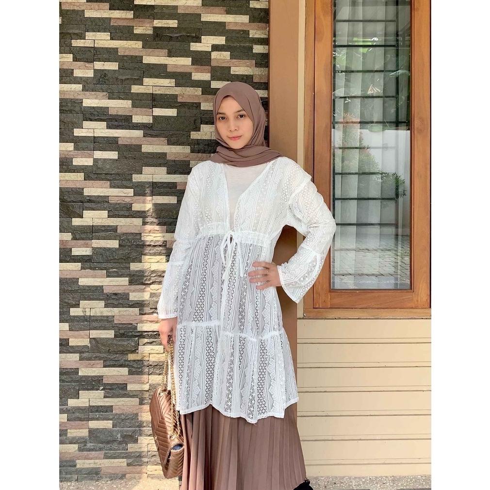 Lace Outer Brokat Serut Rempel Lakulla / Long Cardigan