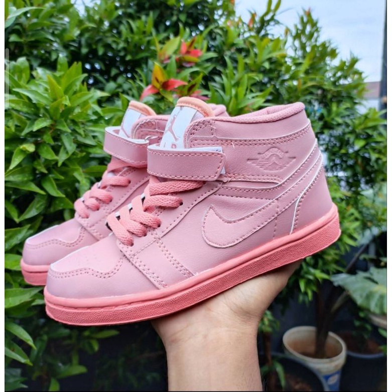 Sepatu Anak Premium High Quality Anak Cewek Wanita Perempuan Umur 1 2 3 4 5 6 7 8 9 10 Rekomendasi Kado Anak Grade Original 100% Sepatu Nike Jordan Anak Jordan Kids Import Sepatu Basket Olahraga Anak