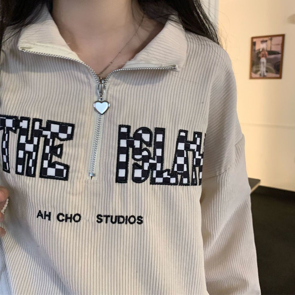 Red American Polo Shirt Corduroy Sweater Wanita Versi Korea Desain Longgar Rasa Niche Lazy Wind Retro Jaket Musim Semi dan Musim Gugur