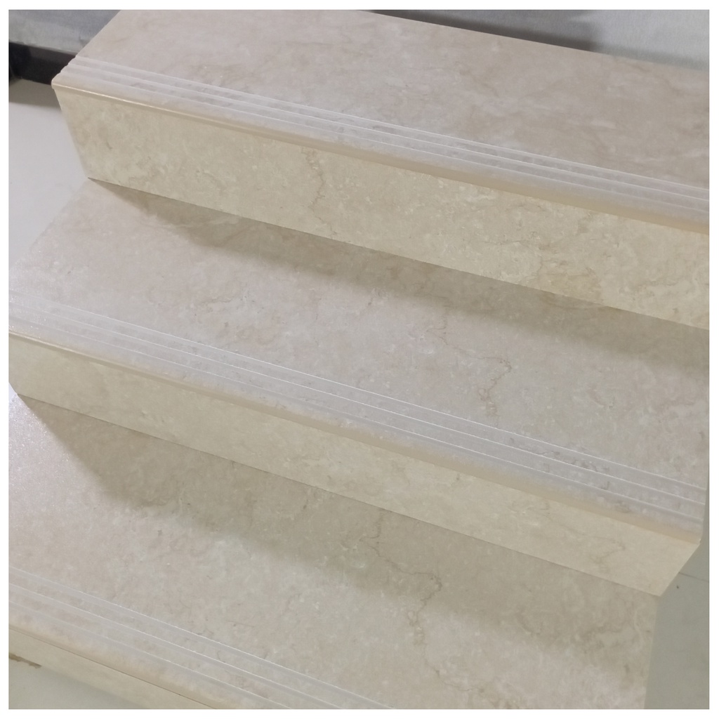 Stepnosing Granit 30x90 Warna Cream Motif Batu Keren