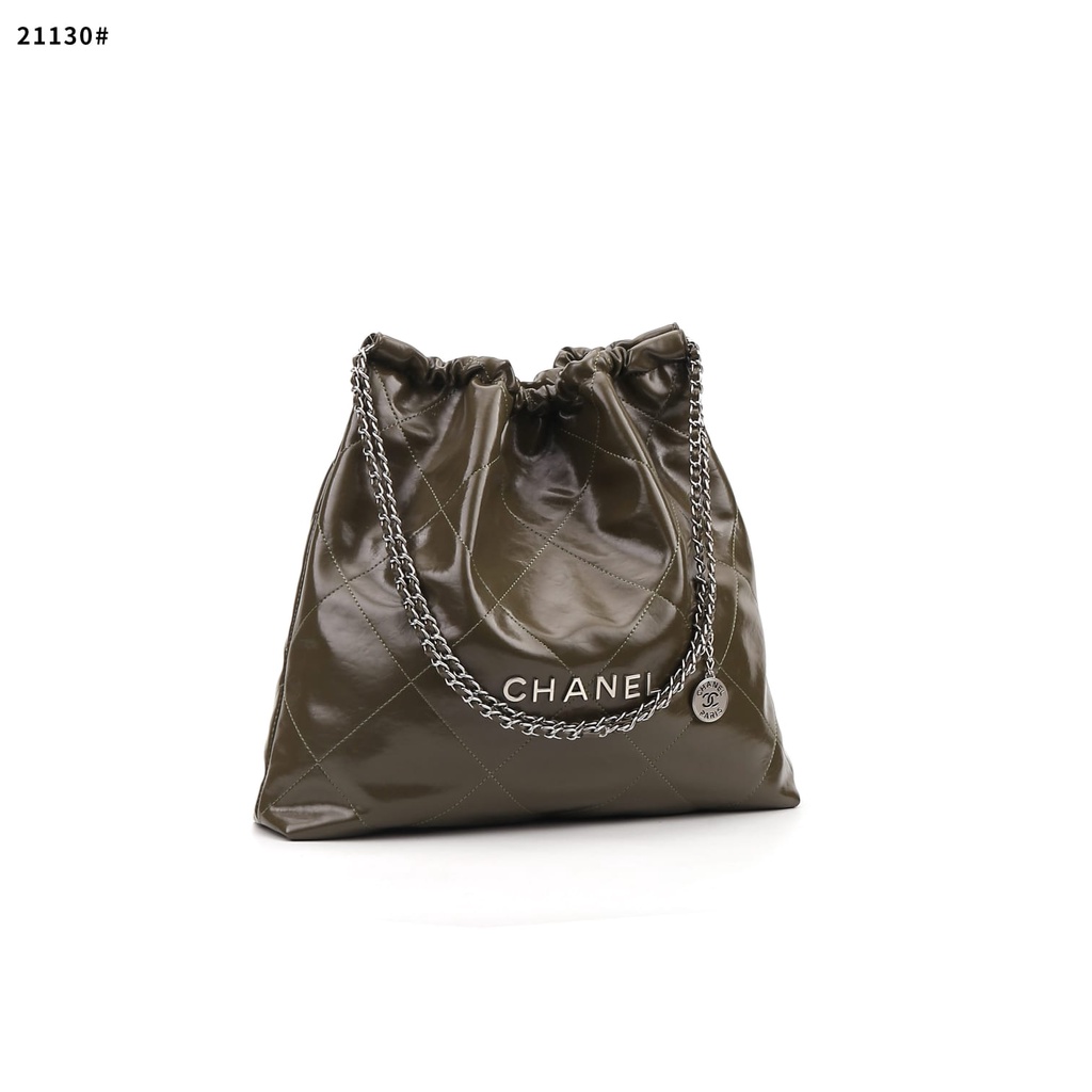 Ch 22 Large Leather Tote Bag's Gold Hardware 21130