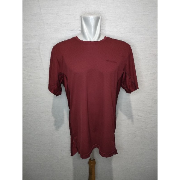 T-shirt Kaos olahraga Columbia merah marun