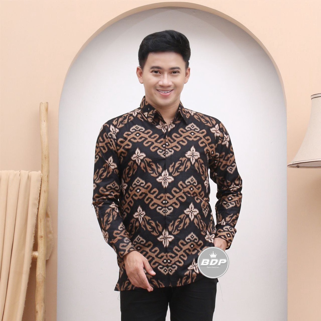 Kemeja Batik Pria Lengan Panjang BATIK HRB026 motif KERATONAN Kode 002 size M L XL XXL Reguler