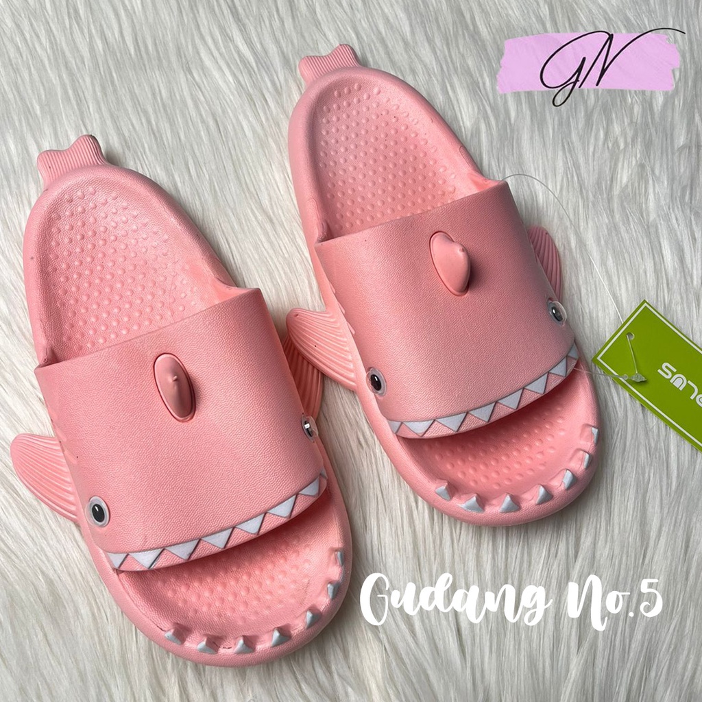 GN-999 Sandal Jelly Selop Model Hiu Terbaru Sandal Unik Lucu Import PCU